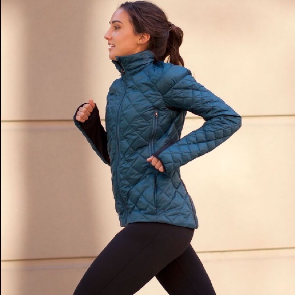 lululemon athletica Jackets & Blazers - Lululemon Turn Around Jacket Alberta Lake Black 6